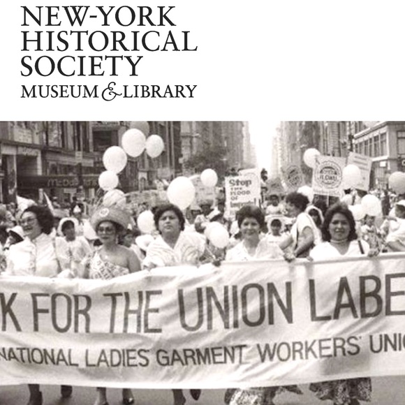 VTG🇺🇸Central Park ILGWU Holiday Christmas Carol Red Wool Long Coat | Sz S - Picture 2 of 16